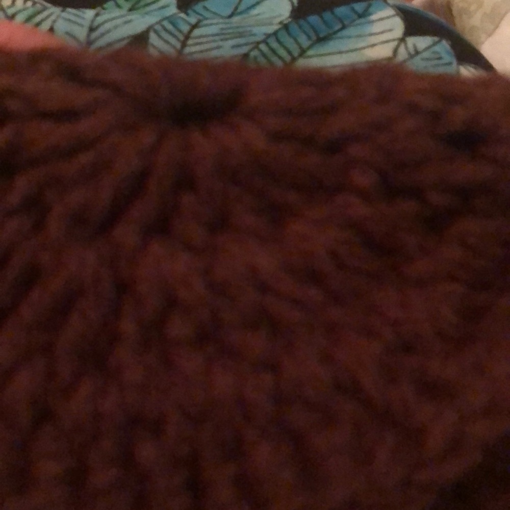 Knitted hat - Picture 3 of 4